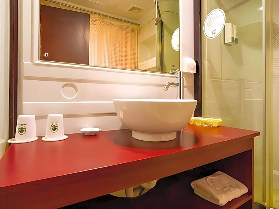 GreenTree Inn BaiYin East Bus Station LanBao Road Express Hotel