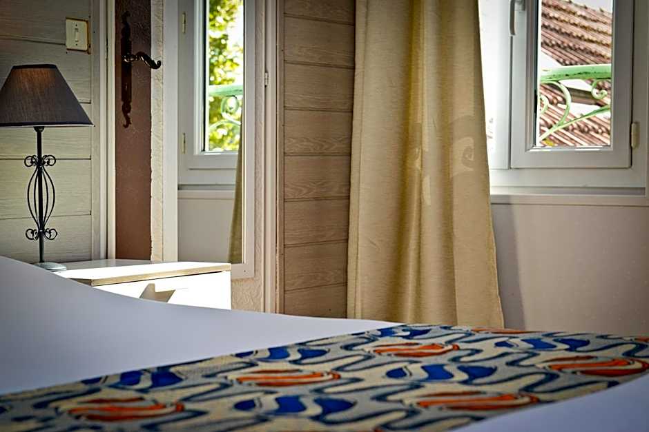 Logis Hostellerie du Neez Le Clos Gourmand