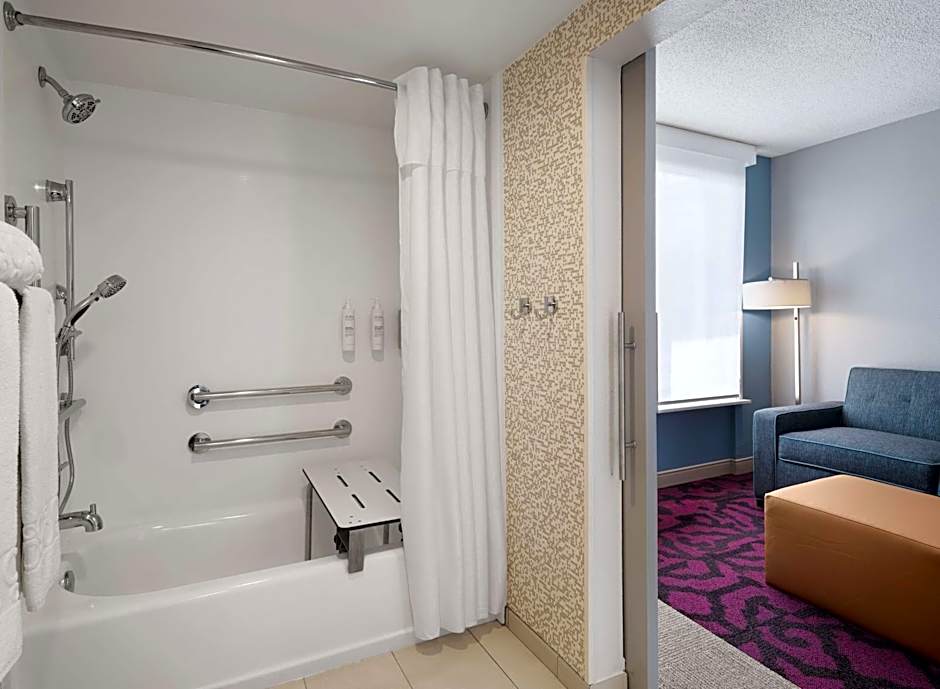 Home2 Suites by Hilton Indianapolis - Keystone Crossing