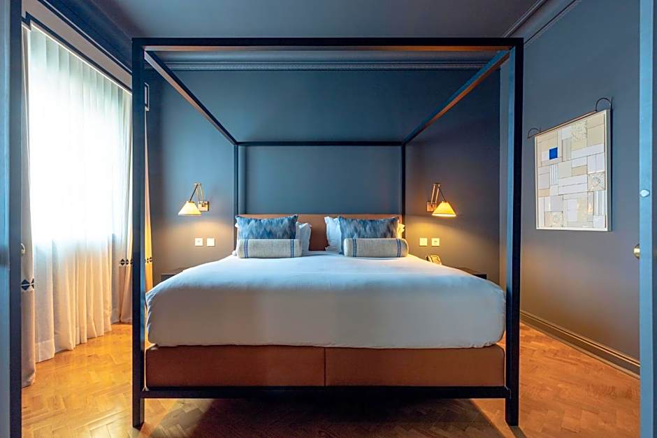 Infante Sagres  Luxury Historic Hotel