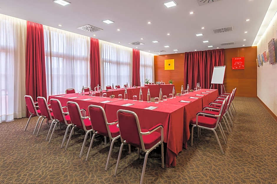 Crowne Plaza Venice East By IHG