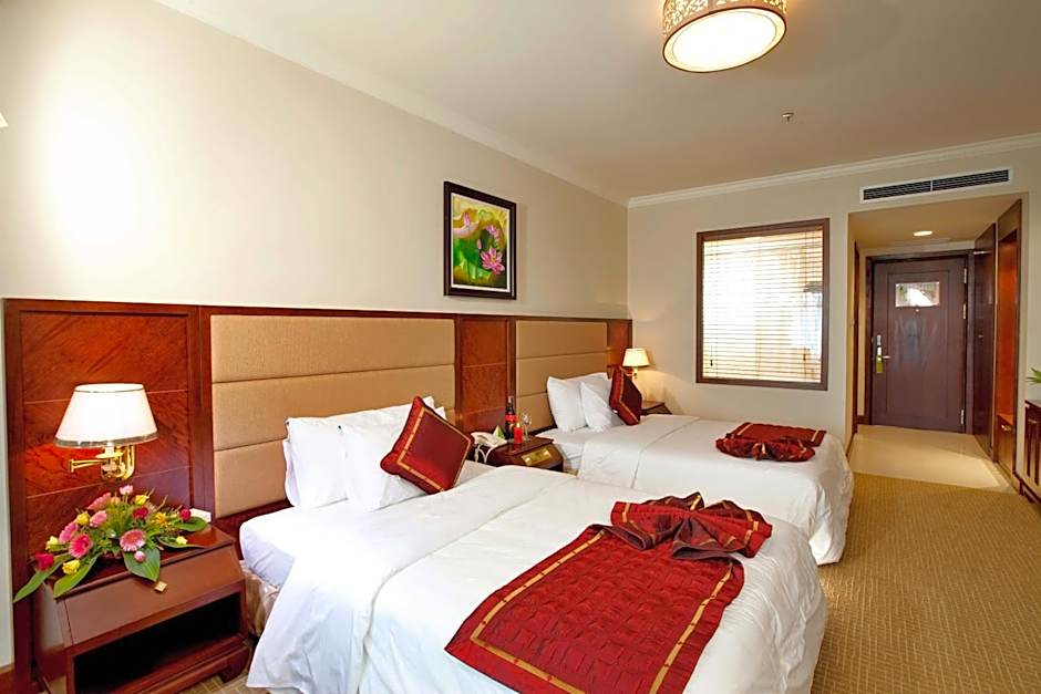 Photo 1 of 4 of Superior 2 Beds
