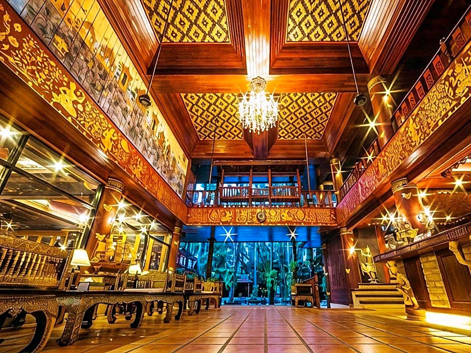 Royal Phawadee Village Patong - 2 Minutes walk to the beach