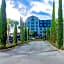 Holiday Inn Express & Suites Orlando - International Drive, an IHG Hotel