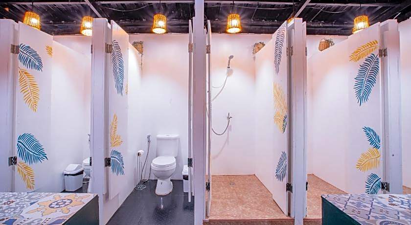 Lartista Hostel