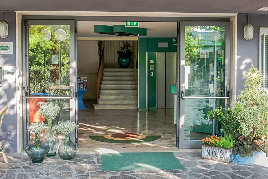Hotel Mirage