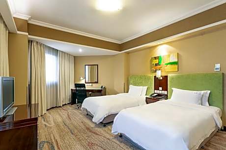 Premium Twin Room with Garden View