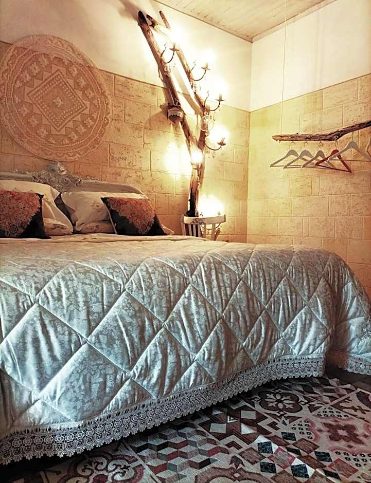 B&B SHARDANA