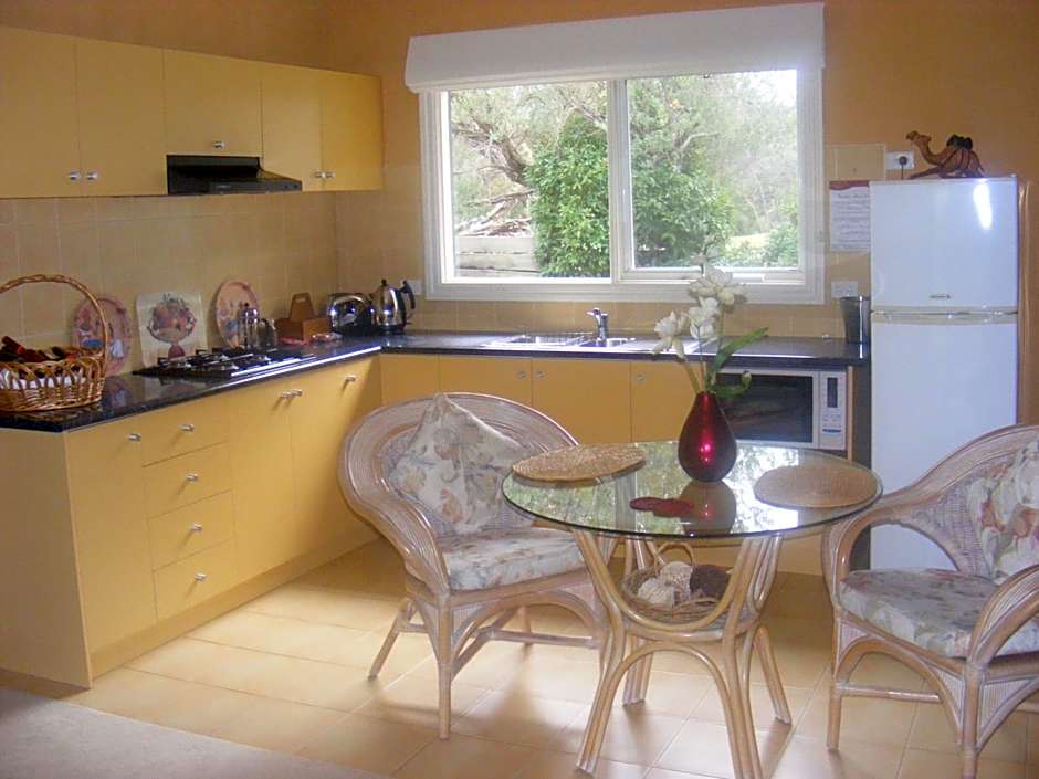 Weeroona Bed And Breakfast