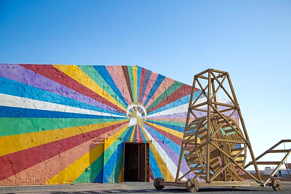 Oscar Hotel by Atlas Studios