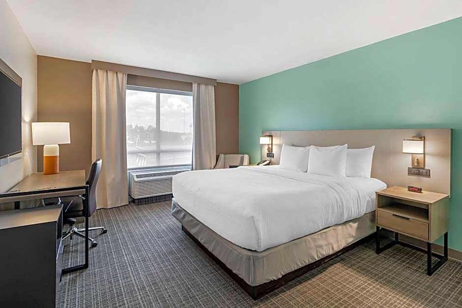 Comfort Suites