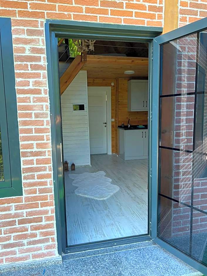 Hidden Garden Bungalow