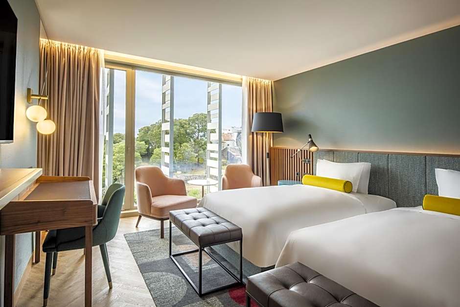 Renaissance Porto Lapa Hotel