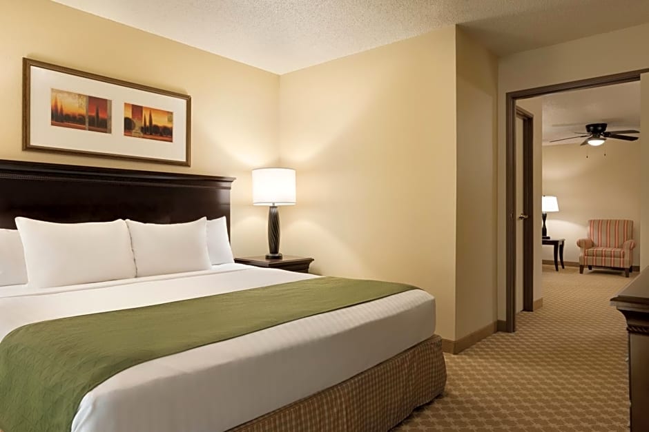 Country Inn & Suites by Radisson, Chanhassen, MN