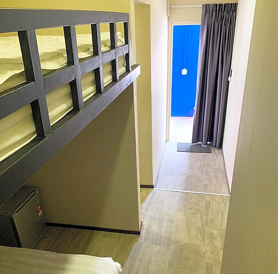 AE Semporna Guesthouse