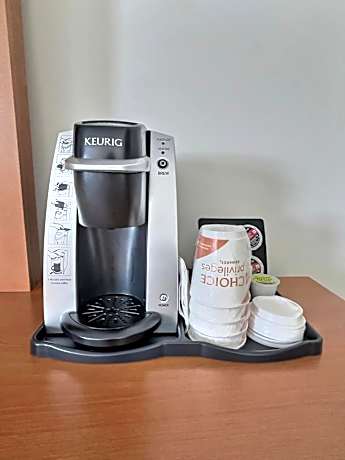 Queen Room - Non-Smoking