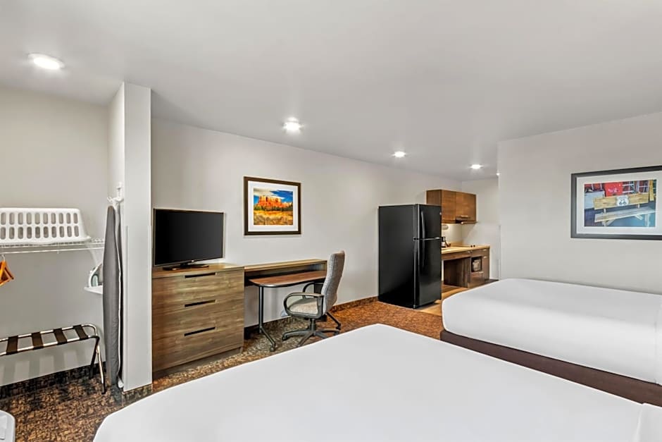 Sonesta Simply Suites Avondale