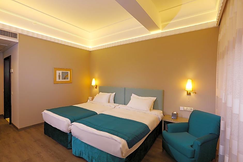 Warwick Palm Beach Hotel