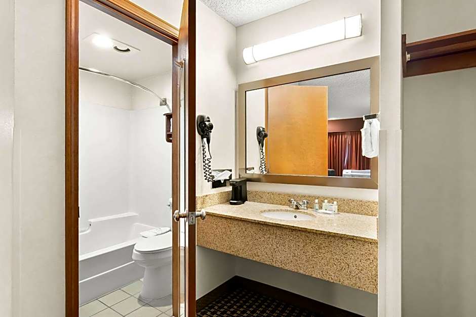 Quality Inn Mount Vernon