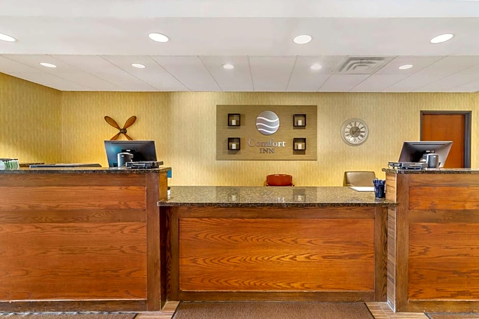 Comfort Inn & Suites
