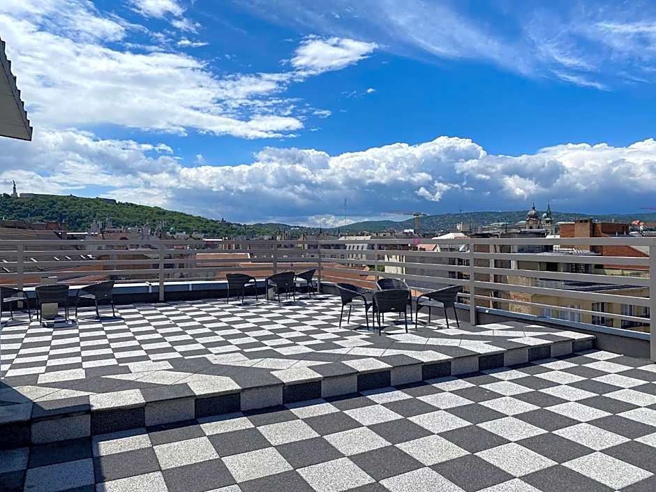 Downtown Apartment House Orange