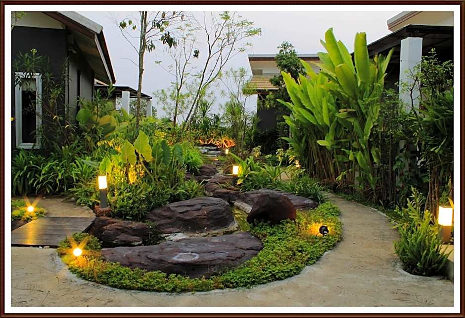 Photo 1 of 10 of Garden View