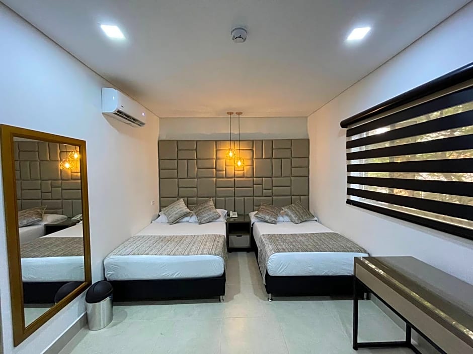 Hotel Merlott Lleras