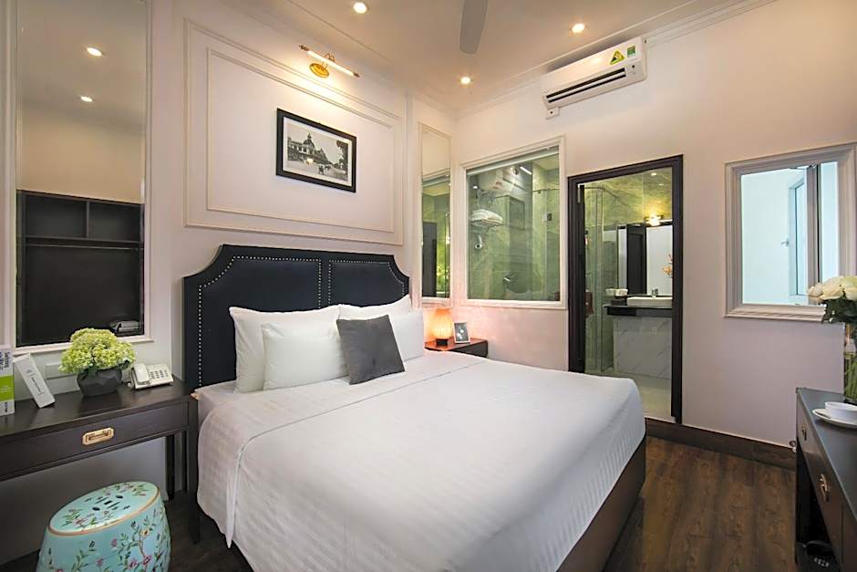 Golden Rooster hotel