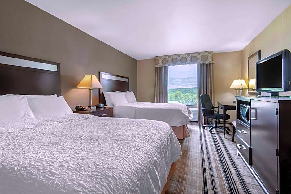 Hampton Inn By Hilton Meadville