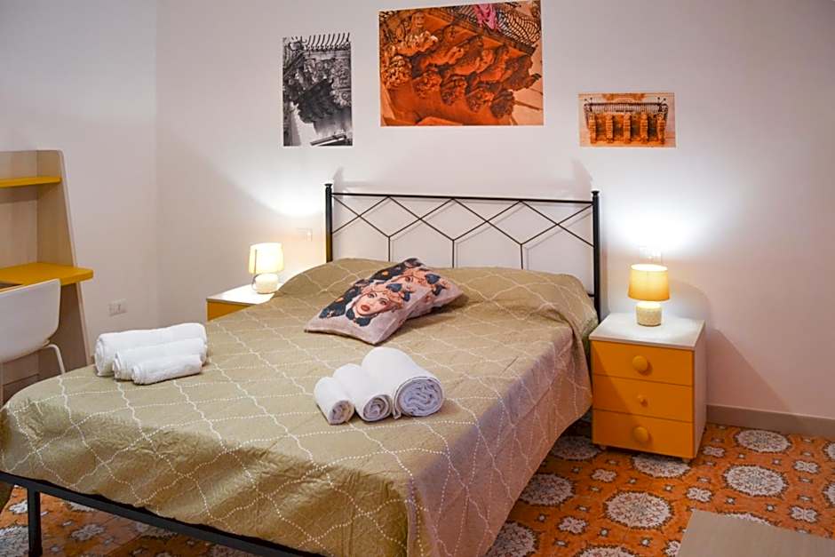 Quattroquarti Stradivari Home