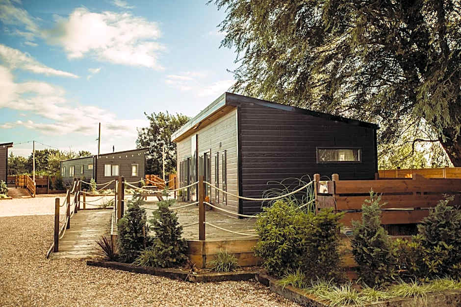 Black Bull Retreat, Barmston with Private Hot Tubs