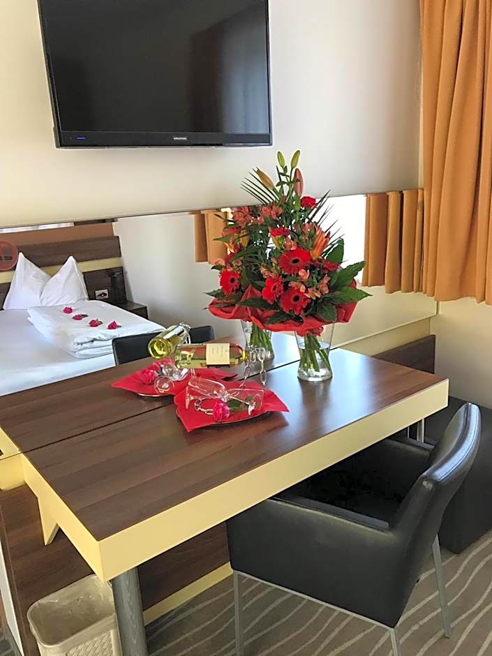 Primus Hotel & Apartments