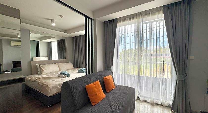 6th Avenue Surin Beach