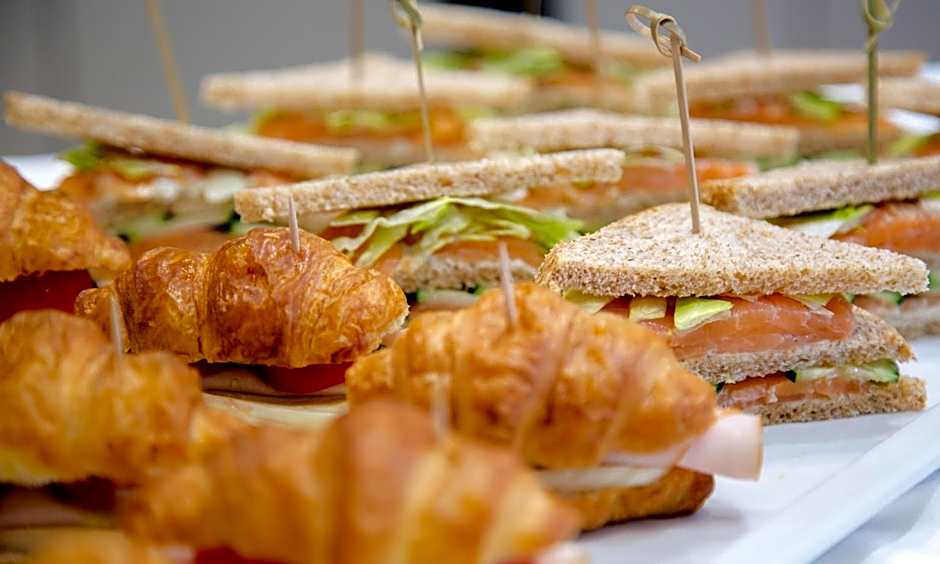 Hotel Harmonia by Dukley