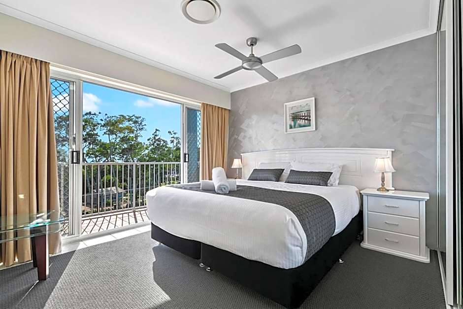 White Crest Apartments