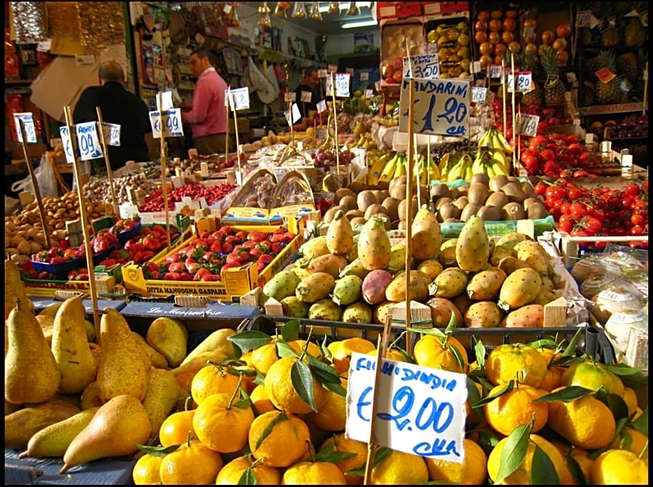 Apartment for 2 in Catania, B&B Le voci del mercato