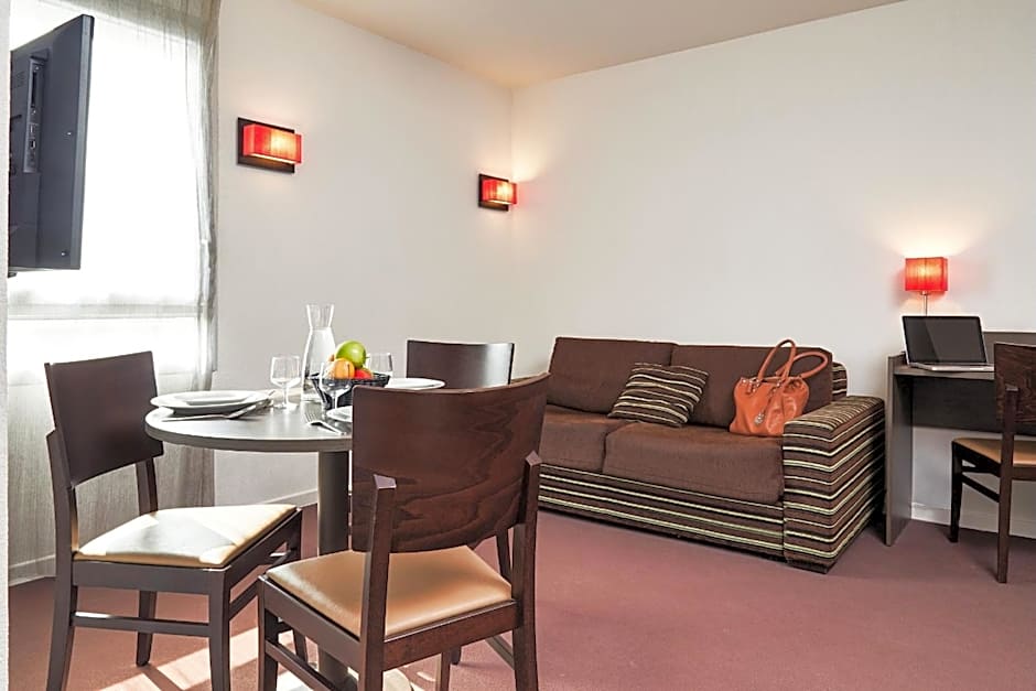 Adagio Access Marseille Saint Charles Aparthotel