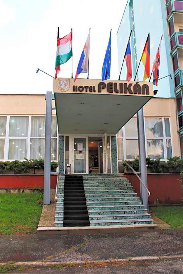 Hotel Pelikán