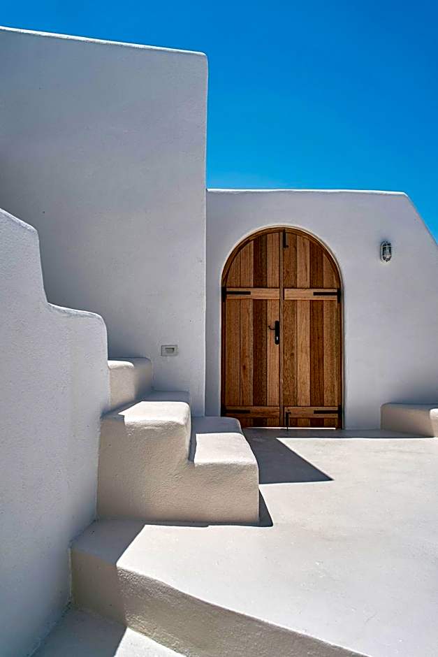 Mystique, a Luxury Collection Hotel, Santorini