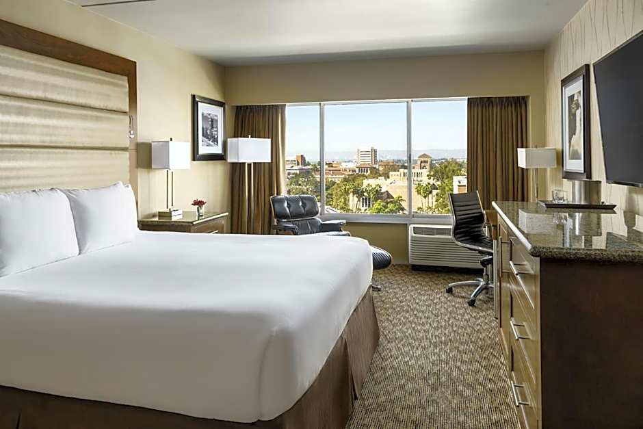 USC Hotel