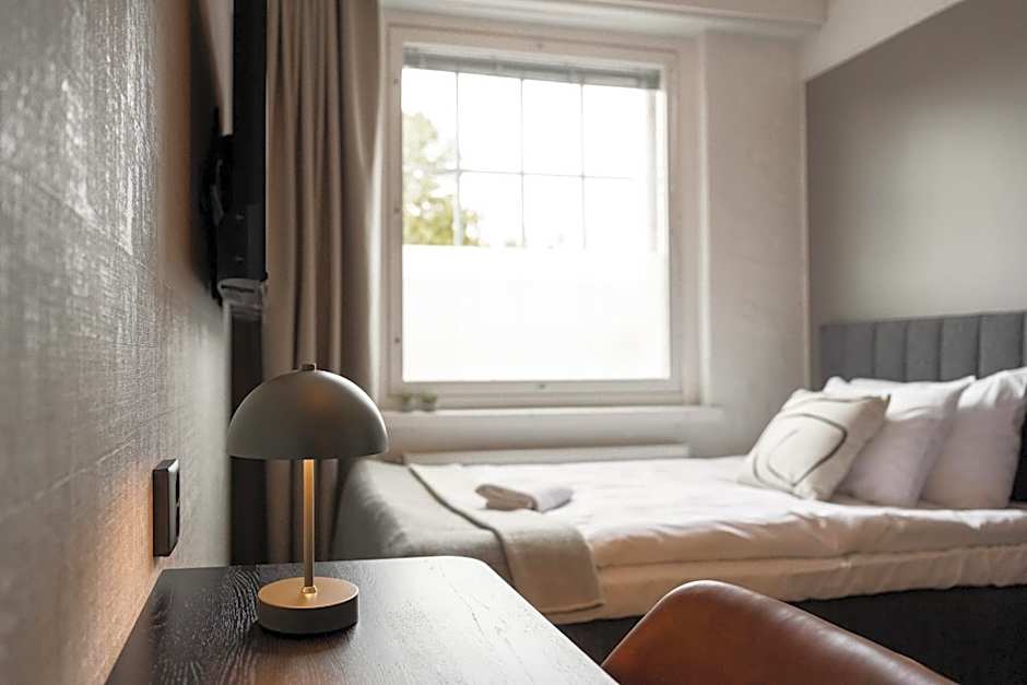 Frans & Frans - Hotel and Apartments by UHANDA