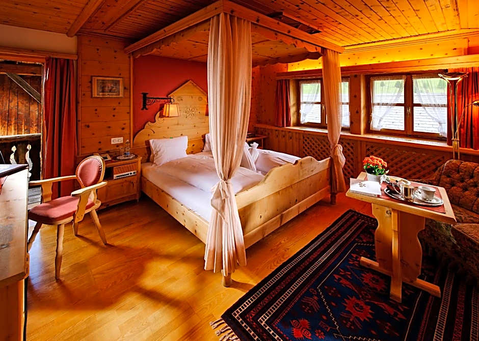 Relais & Châteaux Schlosshotel Chastè - Scuol Tarasp