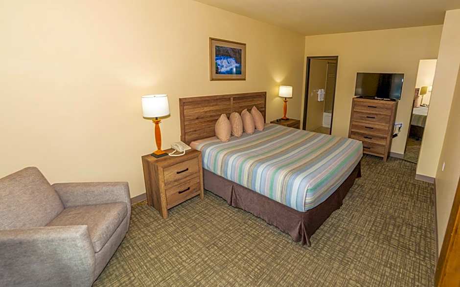 Clatskanie River Inn