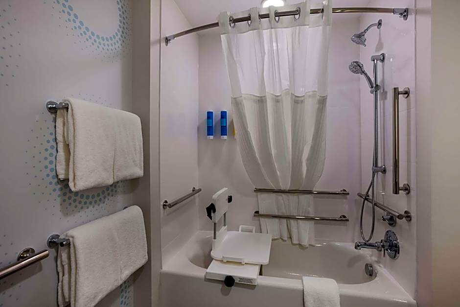 Tru By Hilton Traverse City