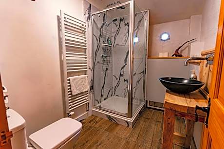 Single Room with Bath