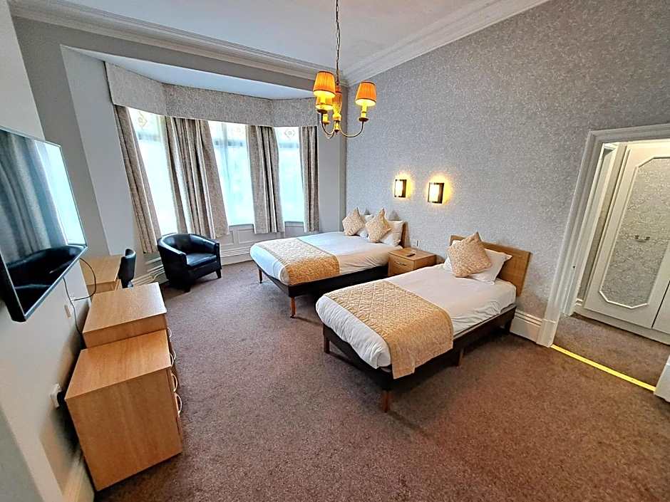 Prince Of Wales Hotel