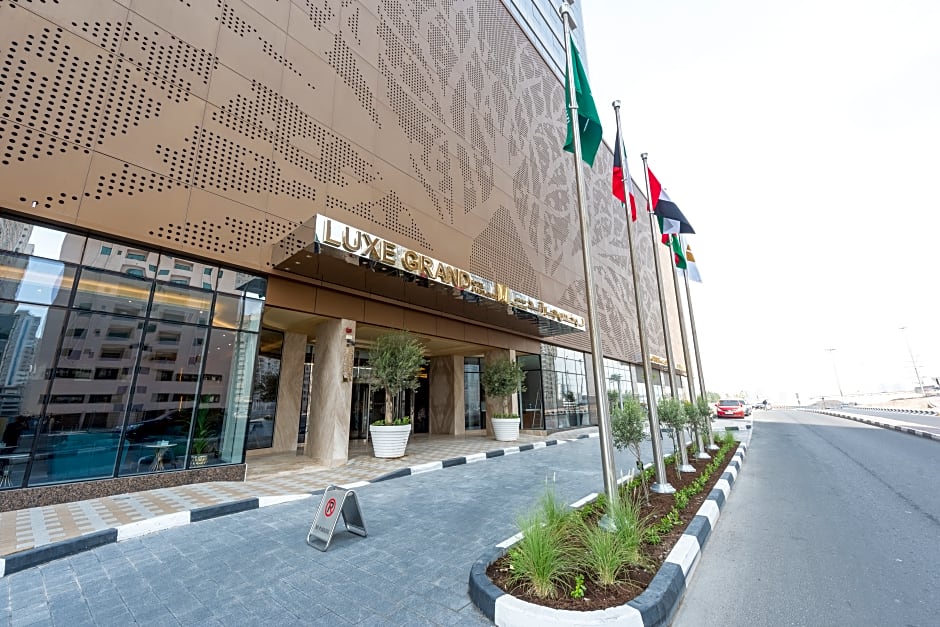 Luxe Grand Hotel Apartments