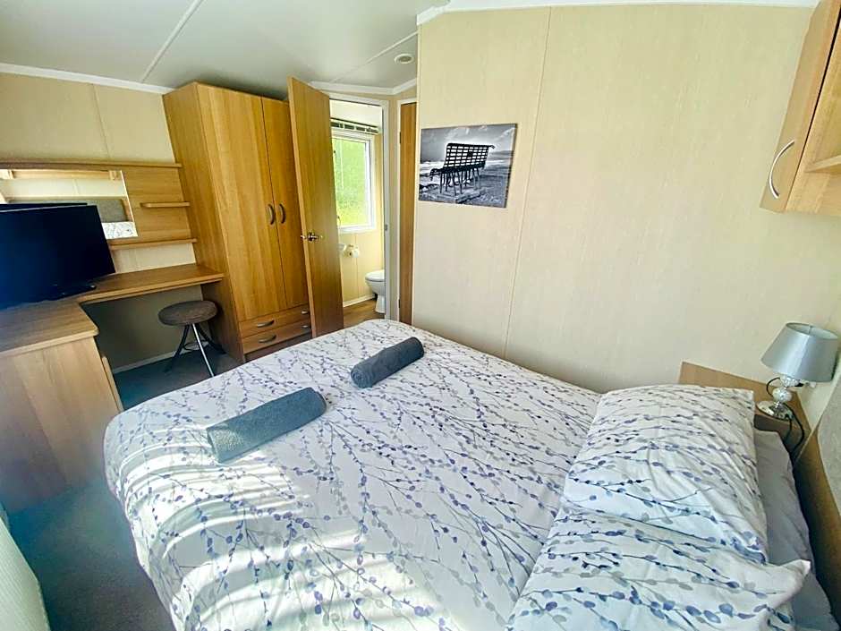 B47 Caravan Seven Bays