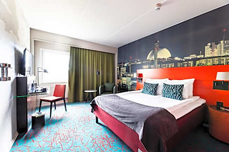 Classic Queen Room