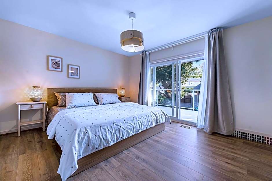 Three-Tree Villa-Central Location